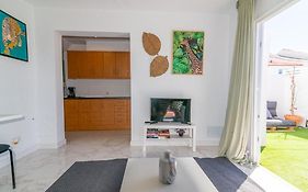 Deluxe Duplex Bungalow Private Parking